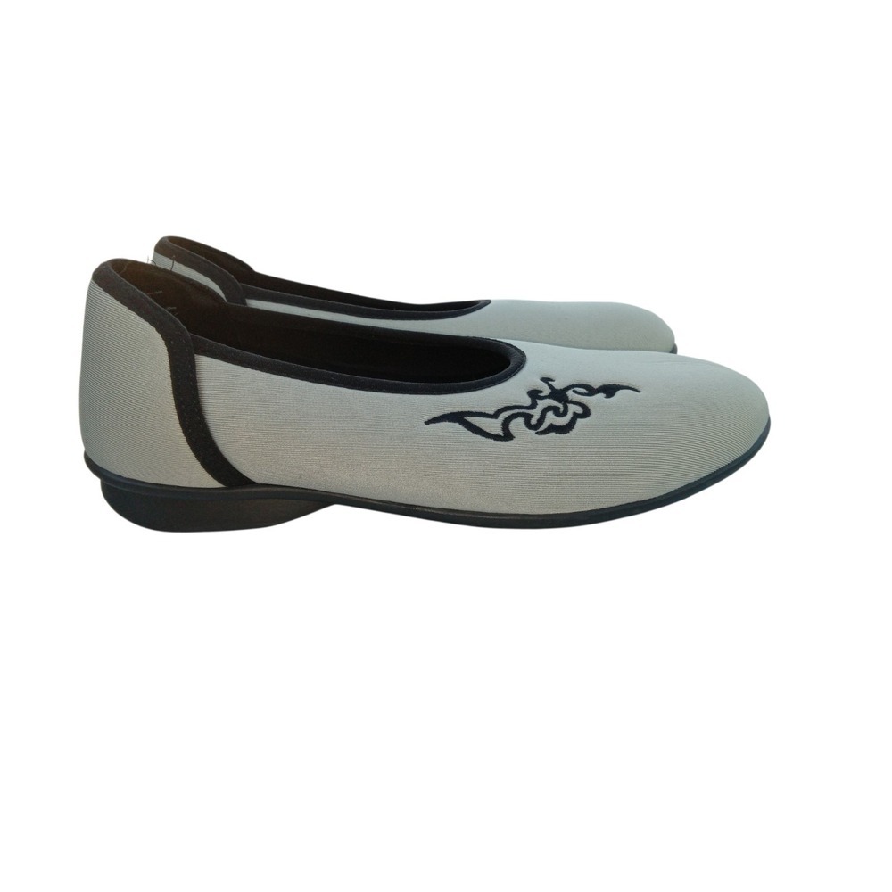 Barefoot Freedom Women's Slip On Silvery  Green Ballet Shoes sz 8.5